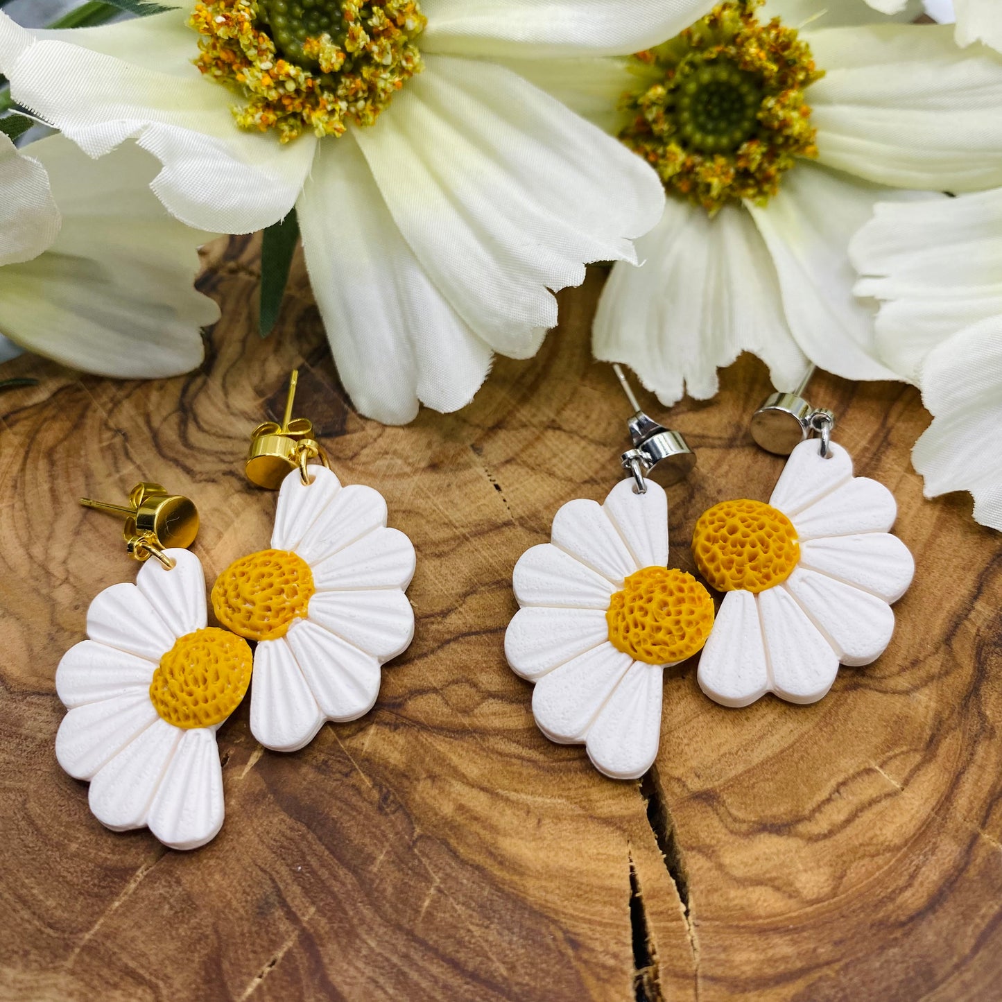 Daisy Dangle Earrings